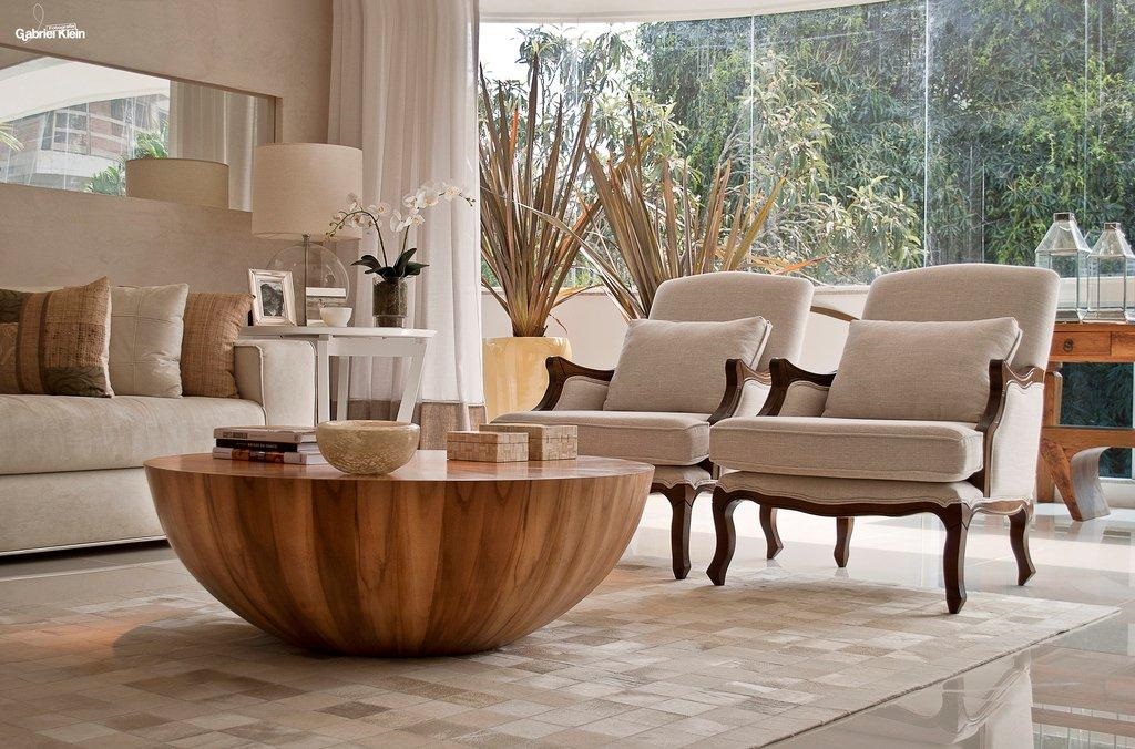 #TENDÊNCIAS: O uso da madeira na decoração Mesa de Centro Bossa ambientada Casapronta - #TENDÊNCIAS: O uso da madeira na decoração