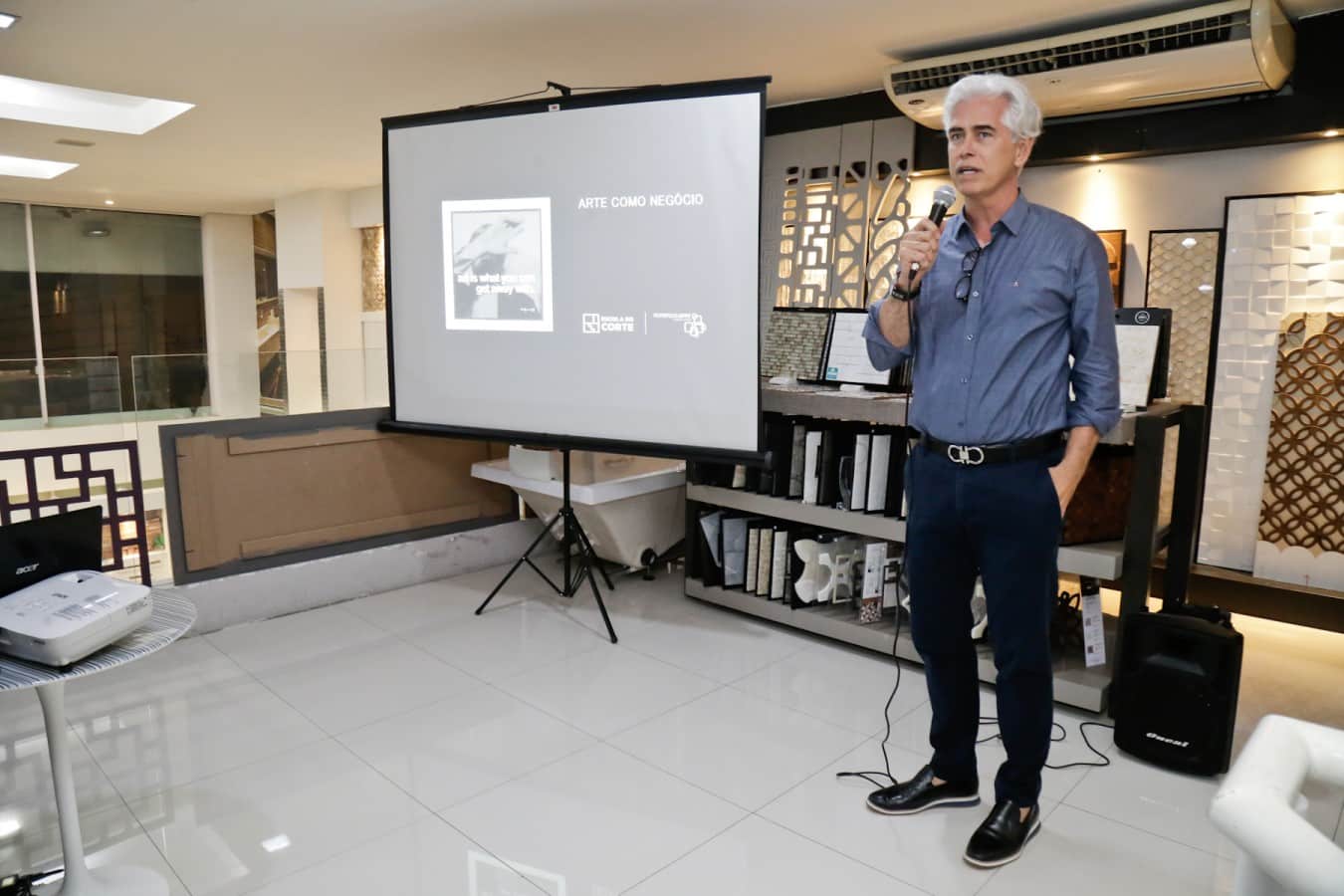 Noite de encerramento sobre arquitetura de interiores