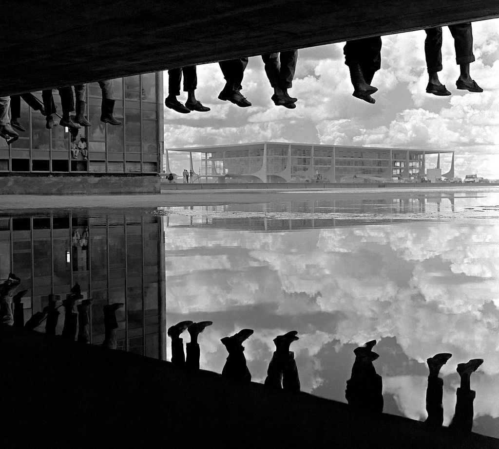 Pé Ante pé 1960 Se´rie Brasi´lia Alberto Ferreira - Fotografias inéditas de Alberto Ferreira em exposição na Galeria Lume