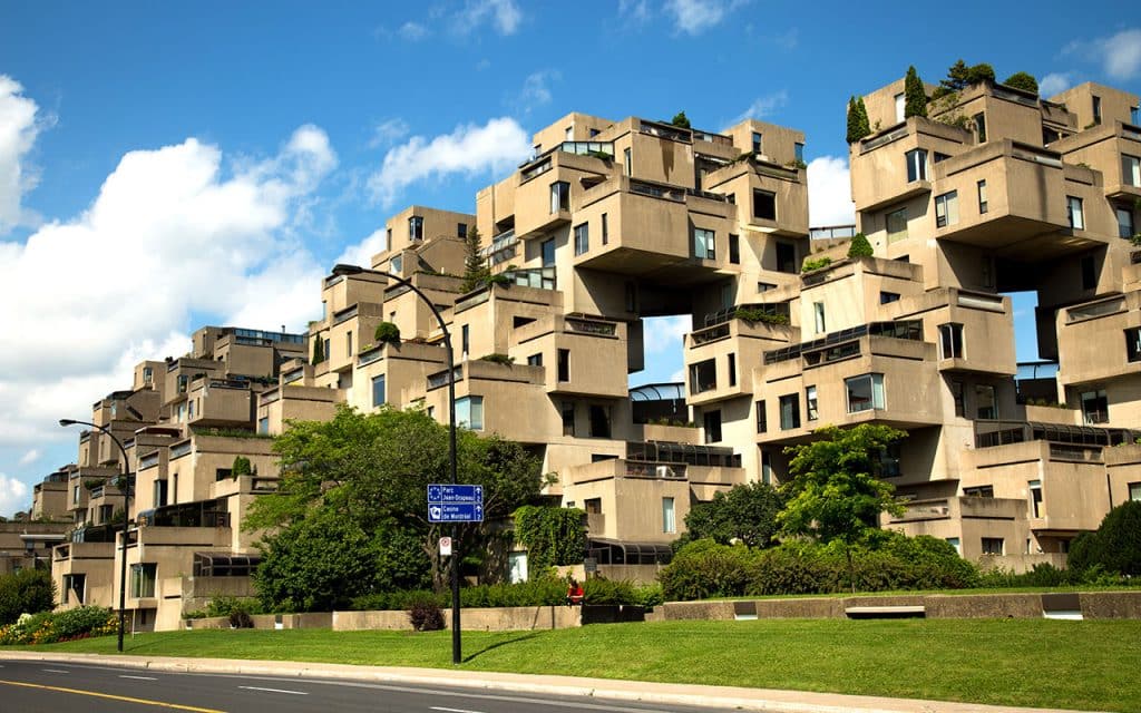 Habitat 67 Montreal Canada Pinkcandy Shutterstock.com  1024x640 - Construções diferenciadas: confira as obras espalhadas pelo mundo