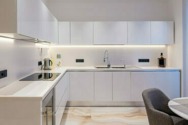 Confira um conteúdo completo com dicas sobre iluminação! revistaSIM Decoracao Dicas de iluminacao DESTAQUE Credito Denny Lako 370x247 - Confira um conteúdo completo com dicas sobre iluminação!