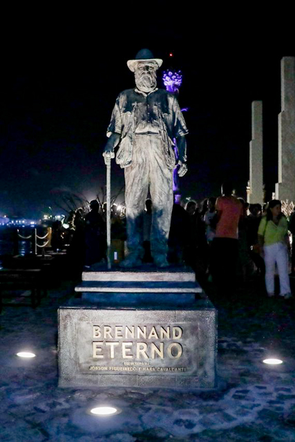 Estátua de Francisco Brennand 